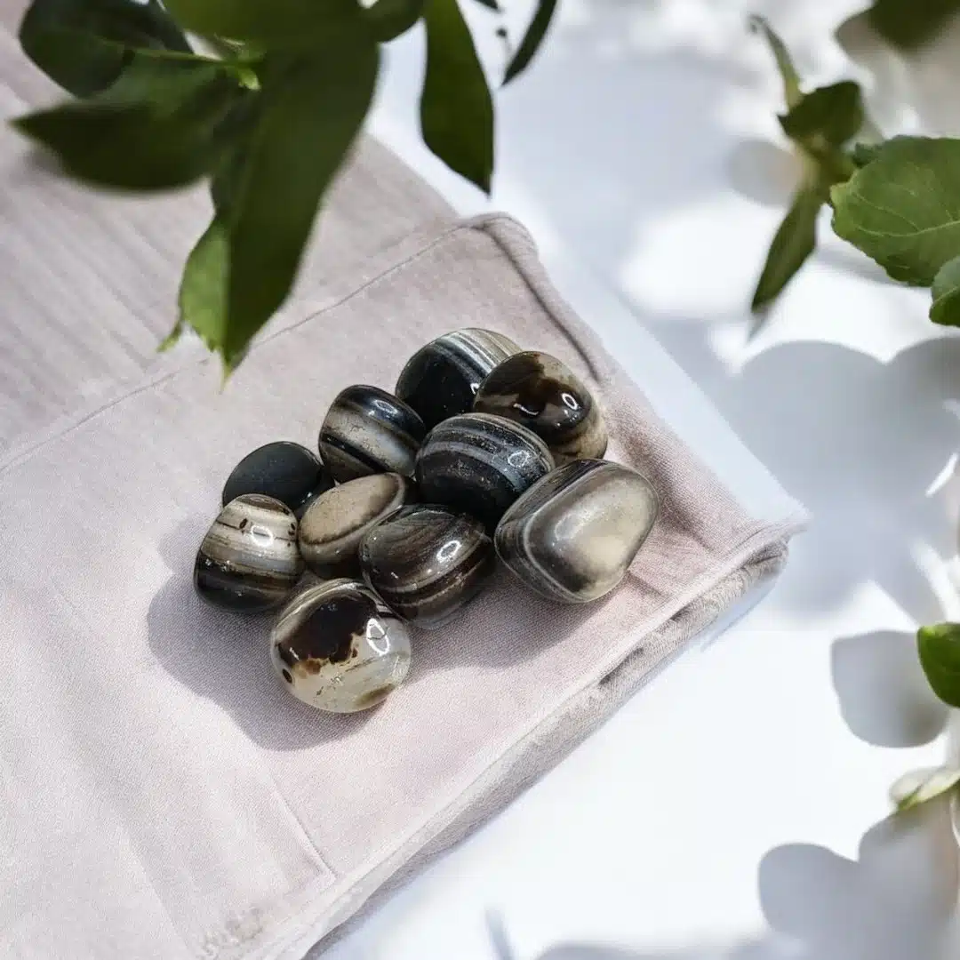 Shubhanjali-Black-Sulemani-Tumble-Stone-Photoroom (2)