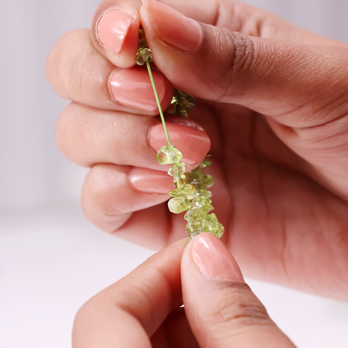 Peridot Chips Elastic Bracelet (Synthetic) (1)