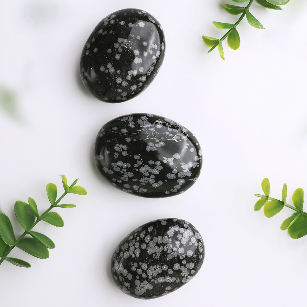 Snowflake Obsidian Palmstone (3)