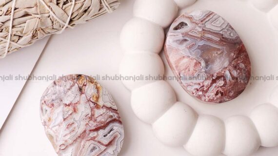 Crazy Lace Agate Palmstone