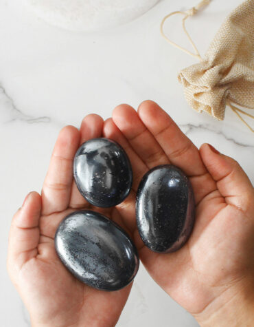 Natural Hematite Crystal Palm Stone