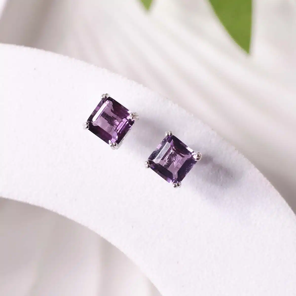 amethyst-stud-earring-silver (2)