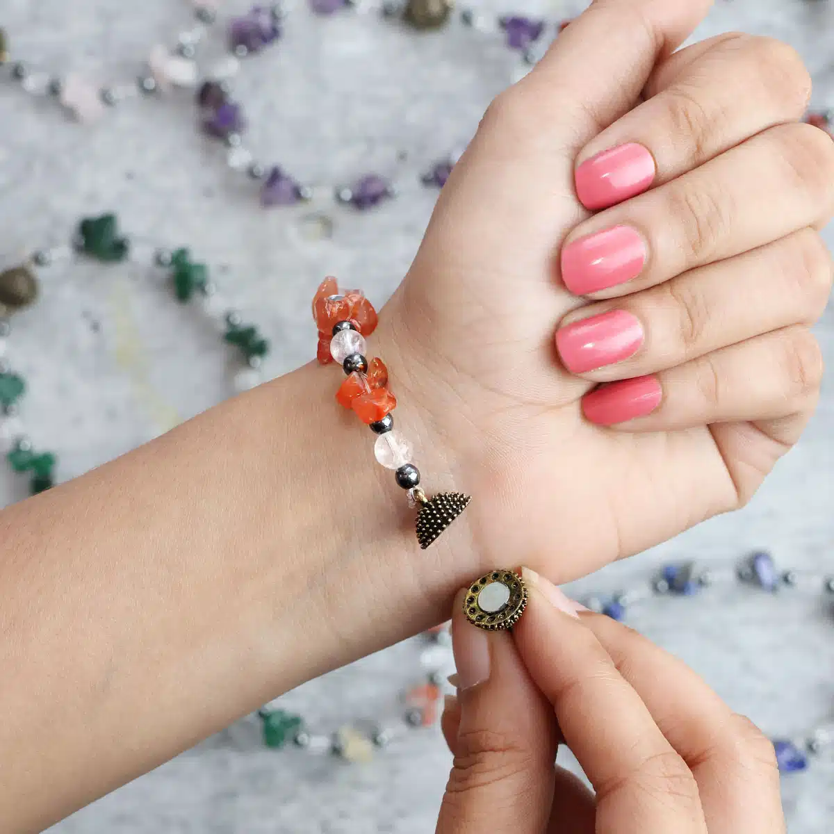 Shubhanjali-Red Carnelian Chips Magnetic Lock Bracelet_1 Shop Red Carnelian Chips Magnetic Lock Bracelet