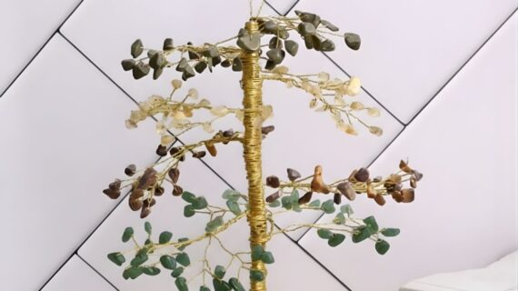 Wealth Chips Tree With Selenite Raw Root