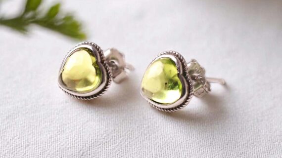 Peridot Heart Sterling Silver 925 Stud Earring