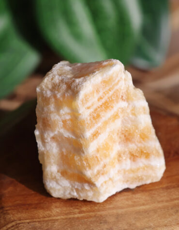 yellow calcite raw stone