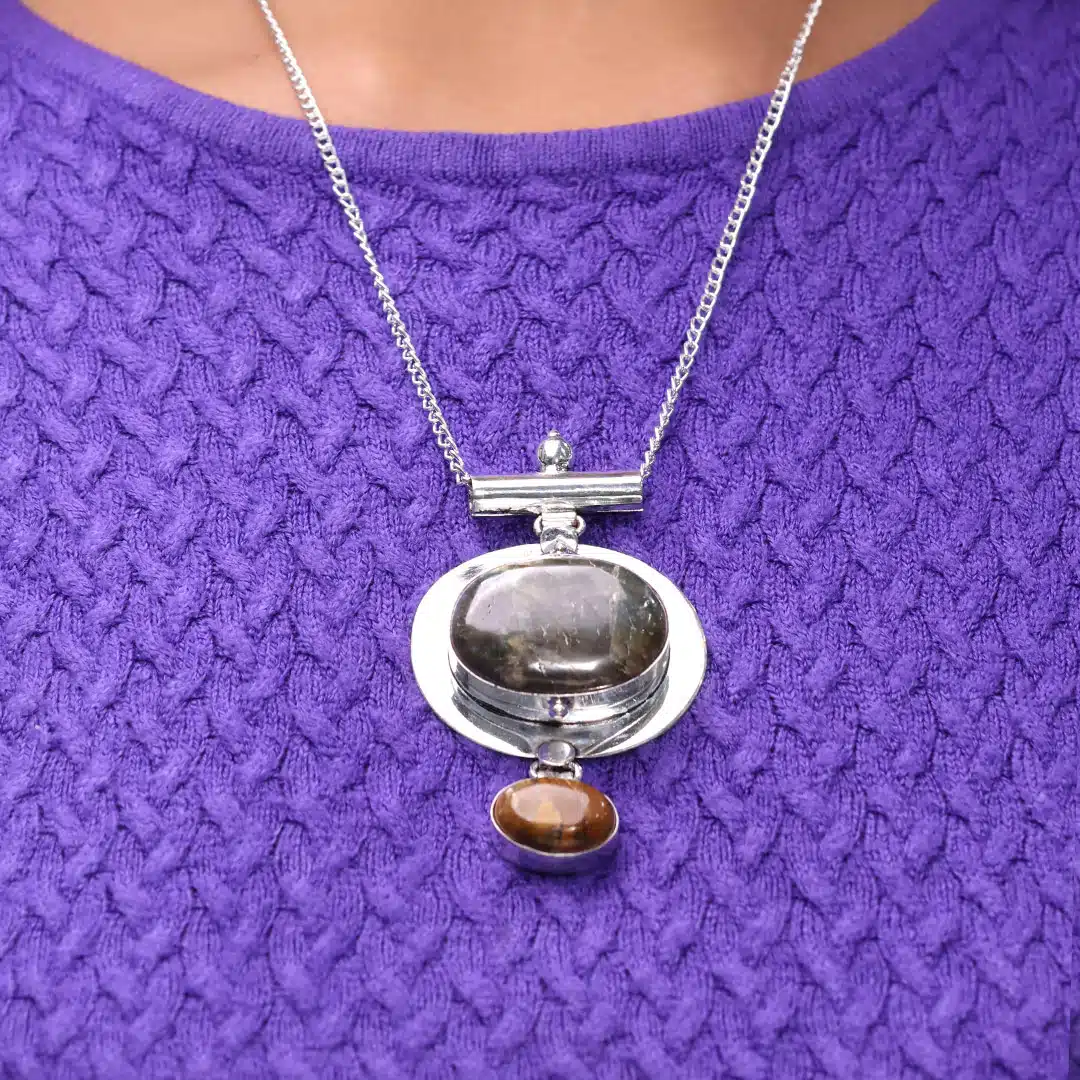 Shubhanjali-Labradorite Wish Pendant (2) Shop Natural Labradorite Crystal Wish Pendant