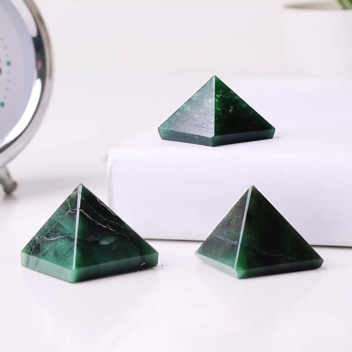 green-jade-small-pyramid (3)