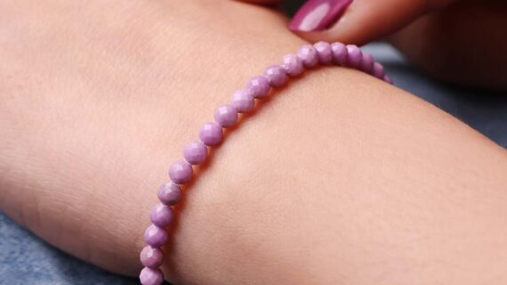 Phosphosiderite Bracelet In 4mm Faceted Beads