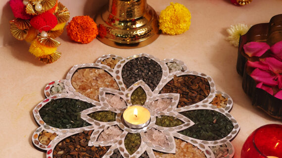 Rangoli Plate With Chips Stone
