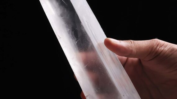 Selenite Big Tower Point (HQ)
