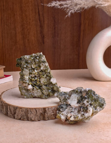 epidote cluster