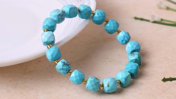 Turquoise Box Faceted Bracelet