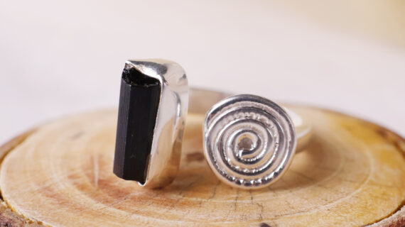 Raw Ring in Silver