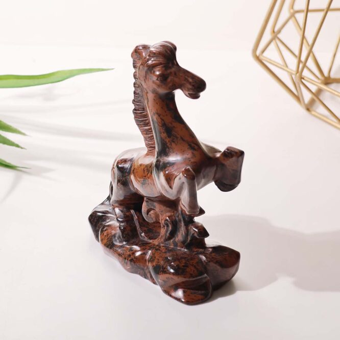 mahogany-obsidian-horse
