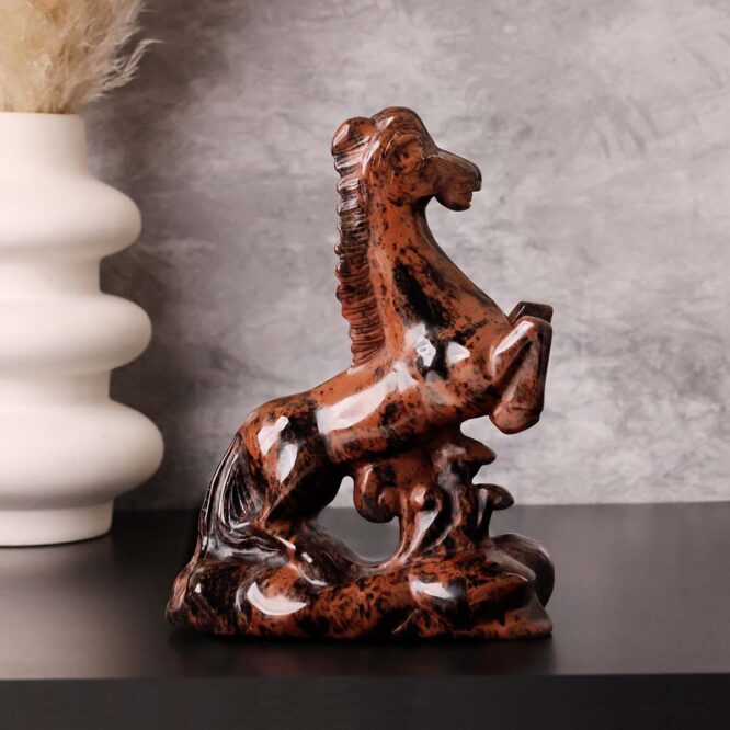 mahogany-obsidian-horse