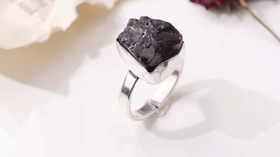 Garnet Single Stone Raw Ring