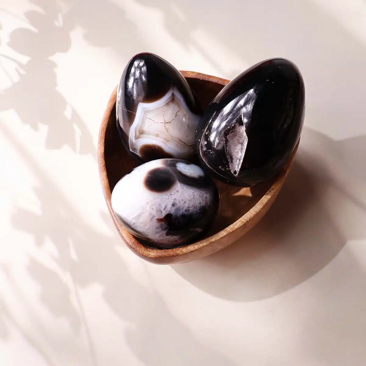 black-sulemani-egg (2) black-sulemani-egg