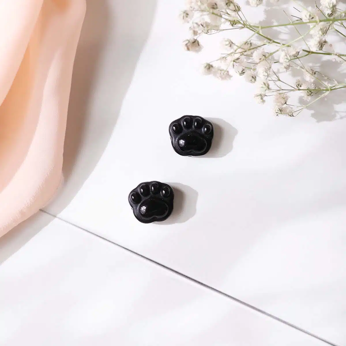 golden-sheen-obsidian-paw (7) golden-sheen-obsidian-paw