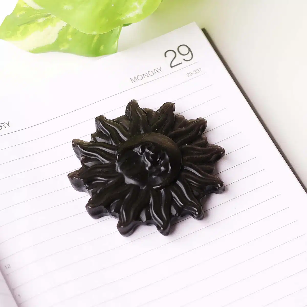 silver-sheen-obsidian-sun-moon (2) silver-sheen-obsidian-sun-moon