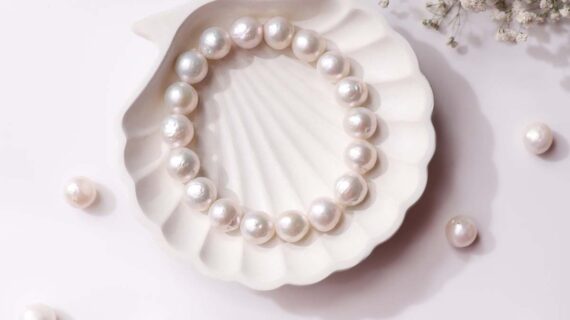 White Baroque Pearl Bracelet