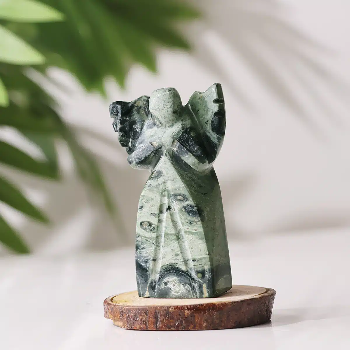 khambaba-jasper-angel (3)