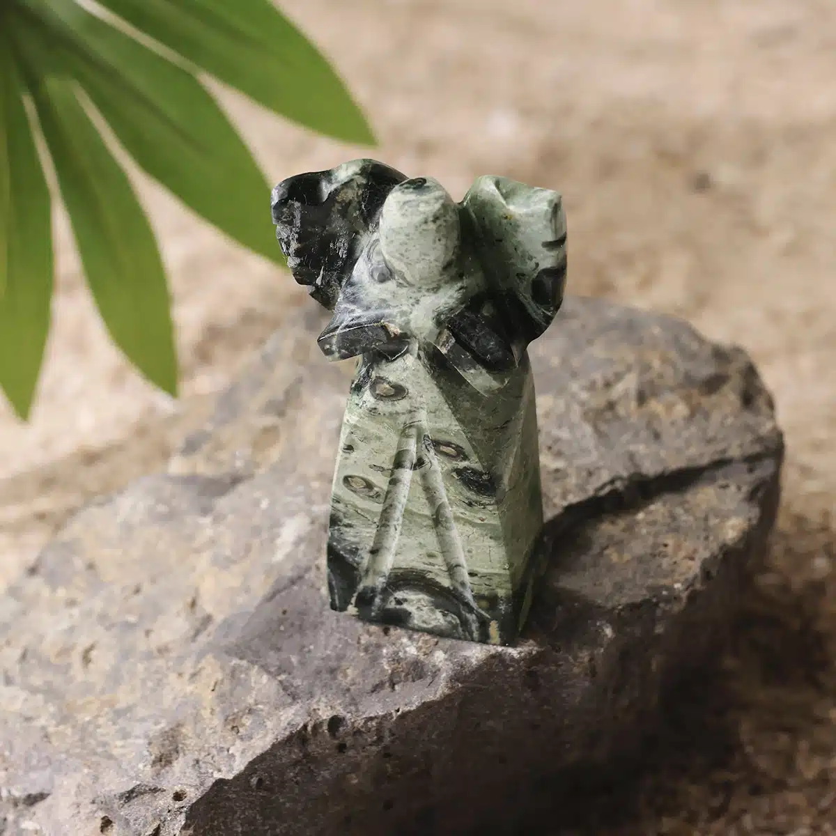 khambaba-jasper-angel (5)