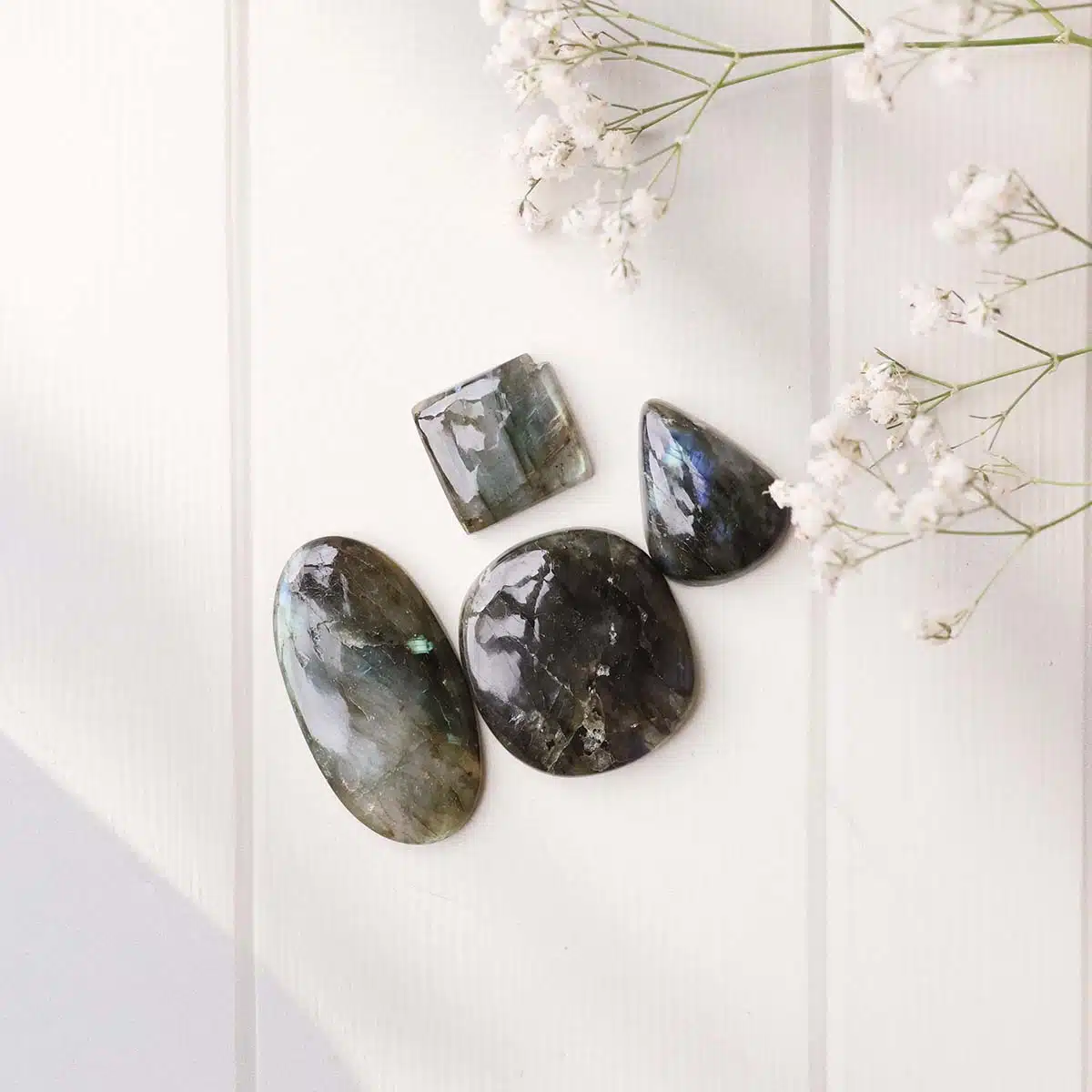 labradorite-cabochon (4) labradorite-cabochon