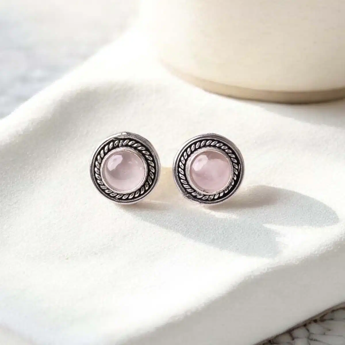 rose-quartz-stud-earrings (1)