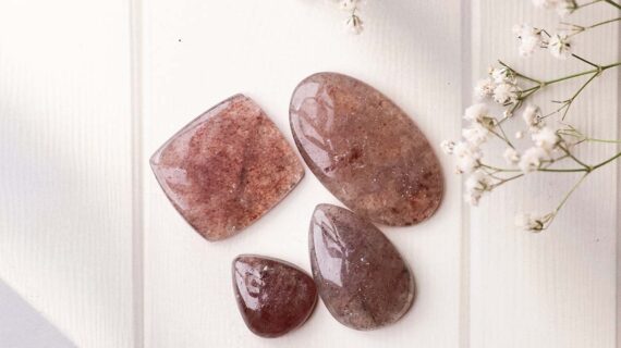 Strawberry Quartz Cabochon