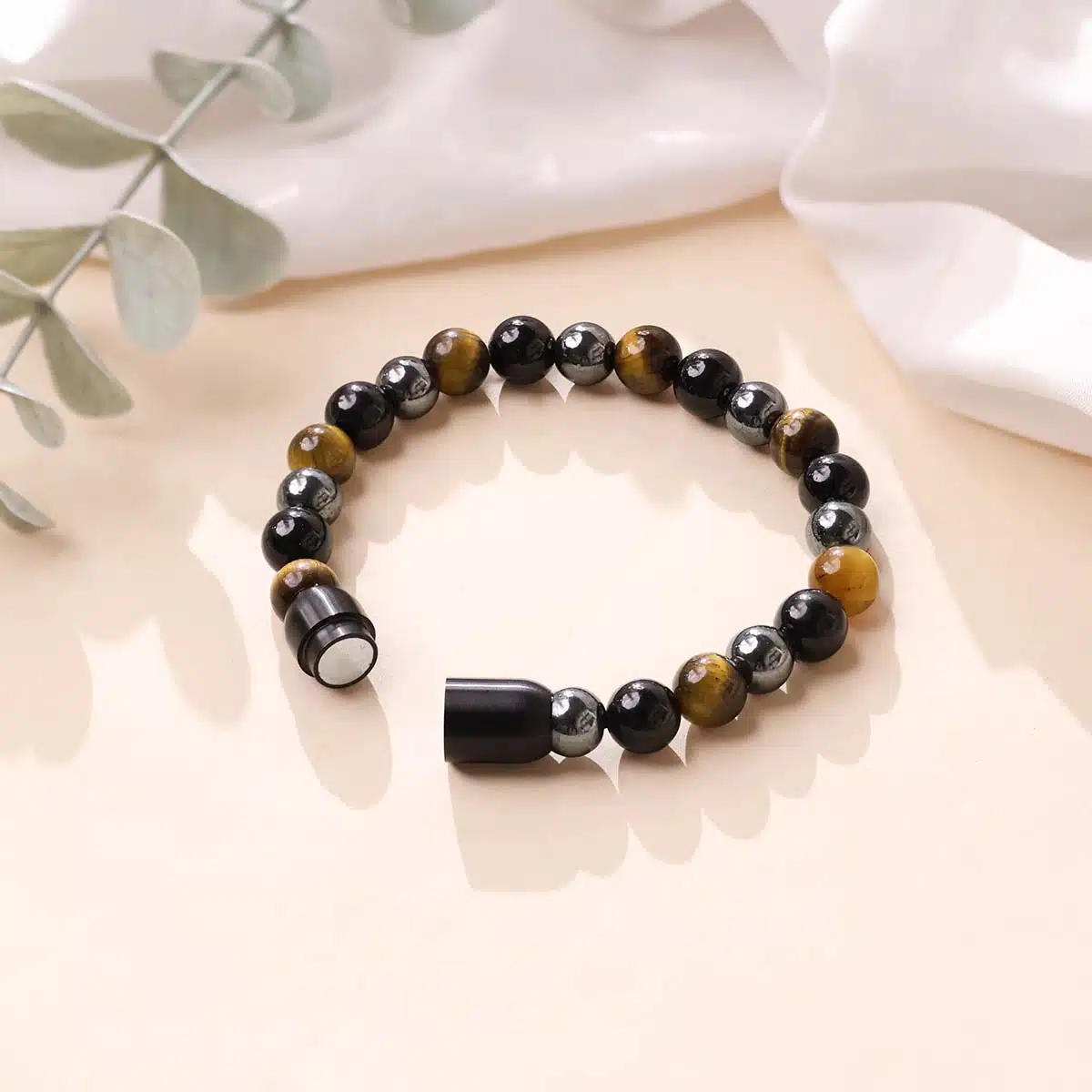 triple-protection-magnetic-lock-bracelet (1)