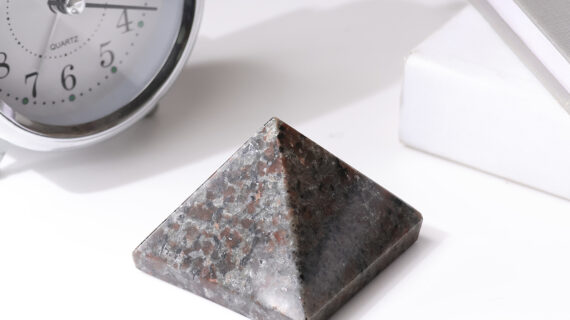 Yooperlite Stone Pyramid