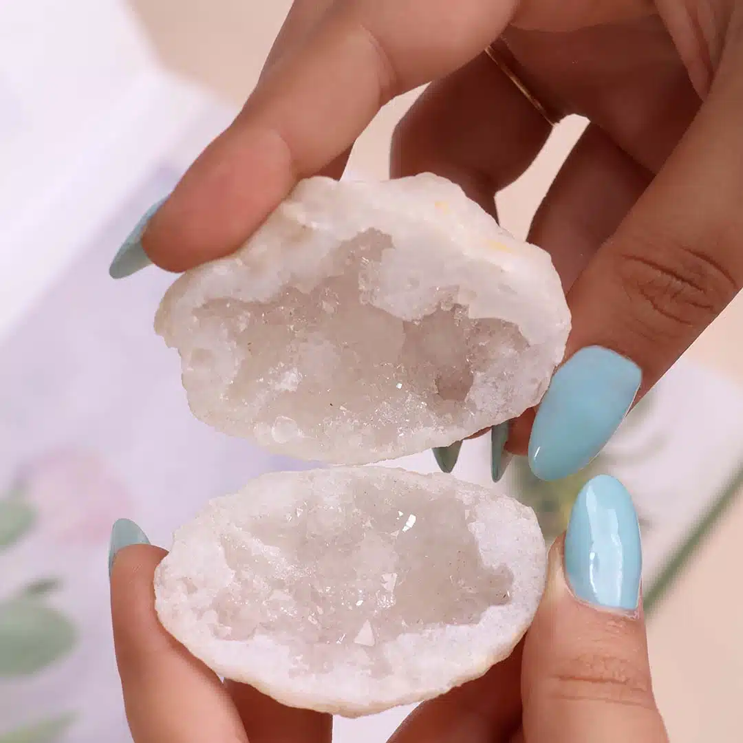 clear-quartz-opening-geodes (5)