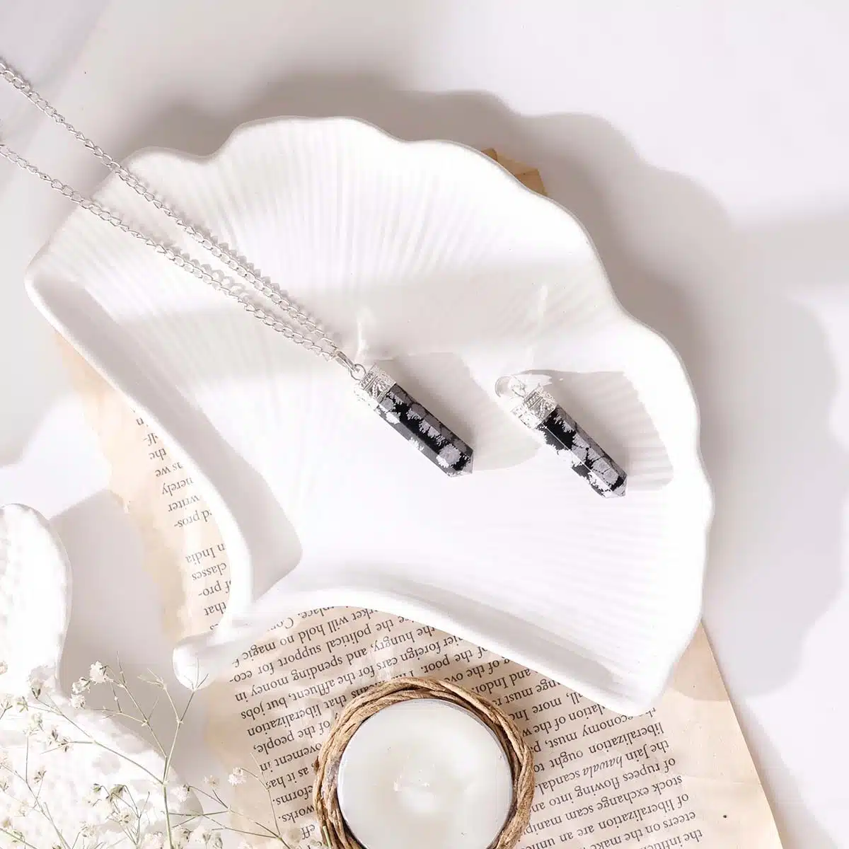 snowflake-obsidian-pencil-pendant (2)