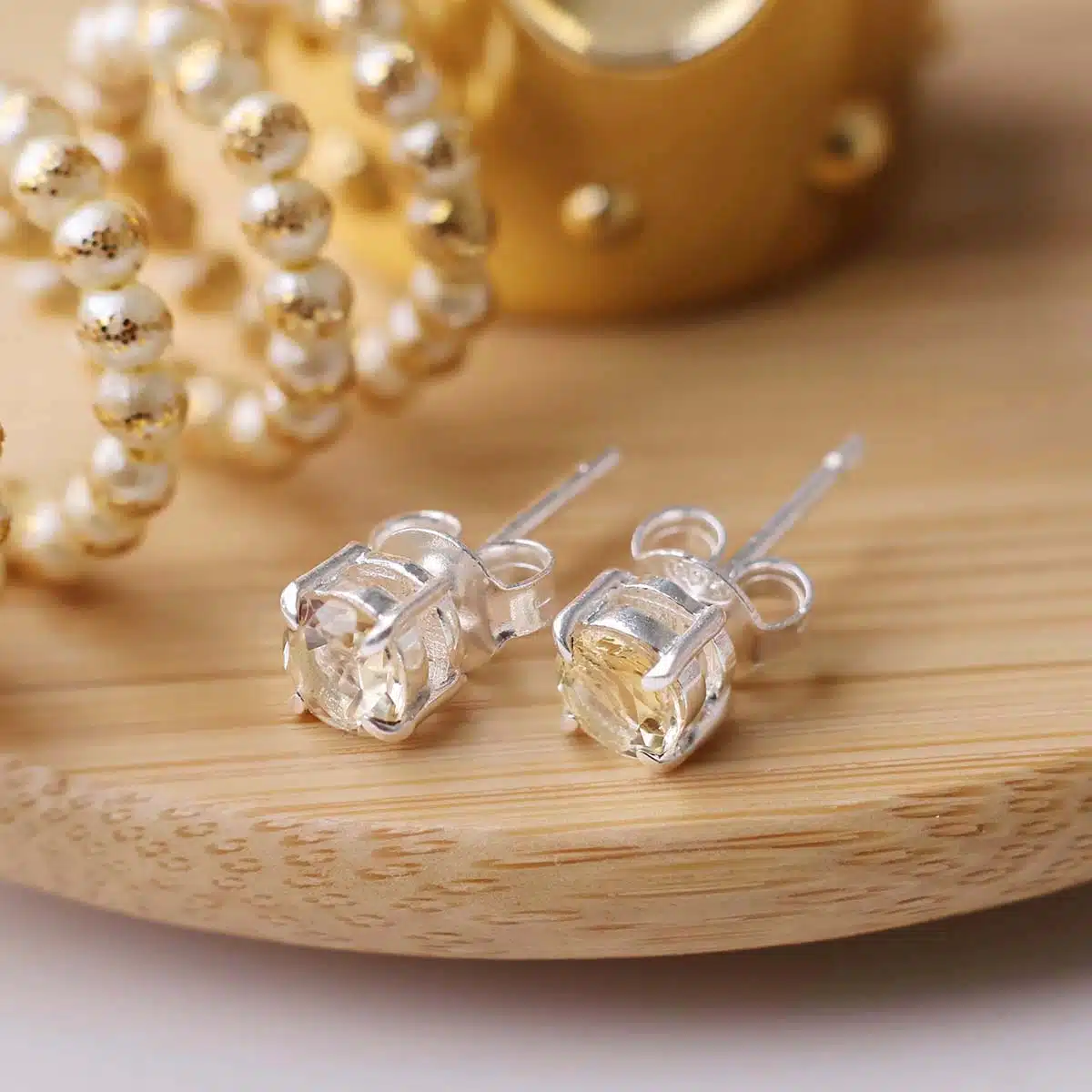 citrine-round-stud-earrings-silver (1)