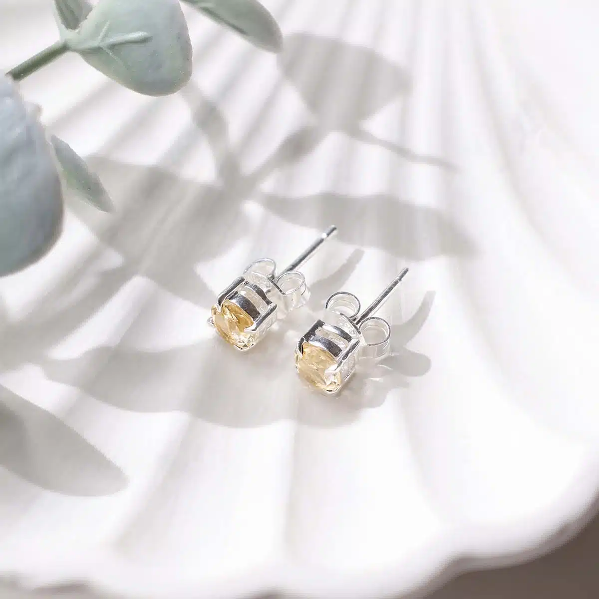 citrine-round-stud-earrings-silver (2)