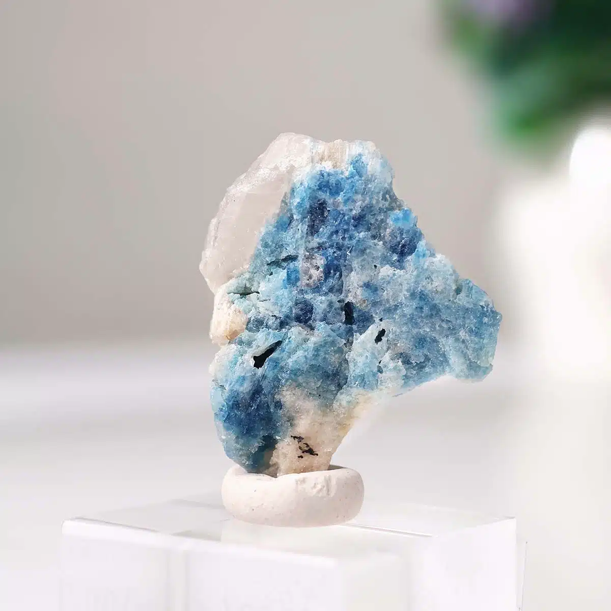 euclase-raw-stone (4)