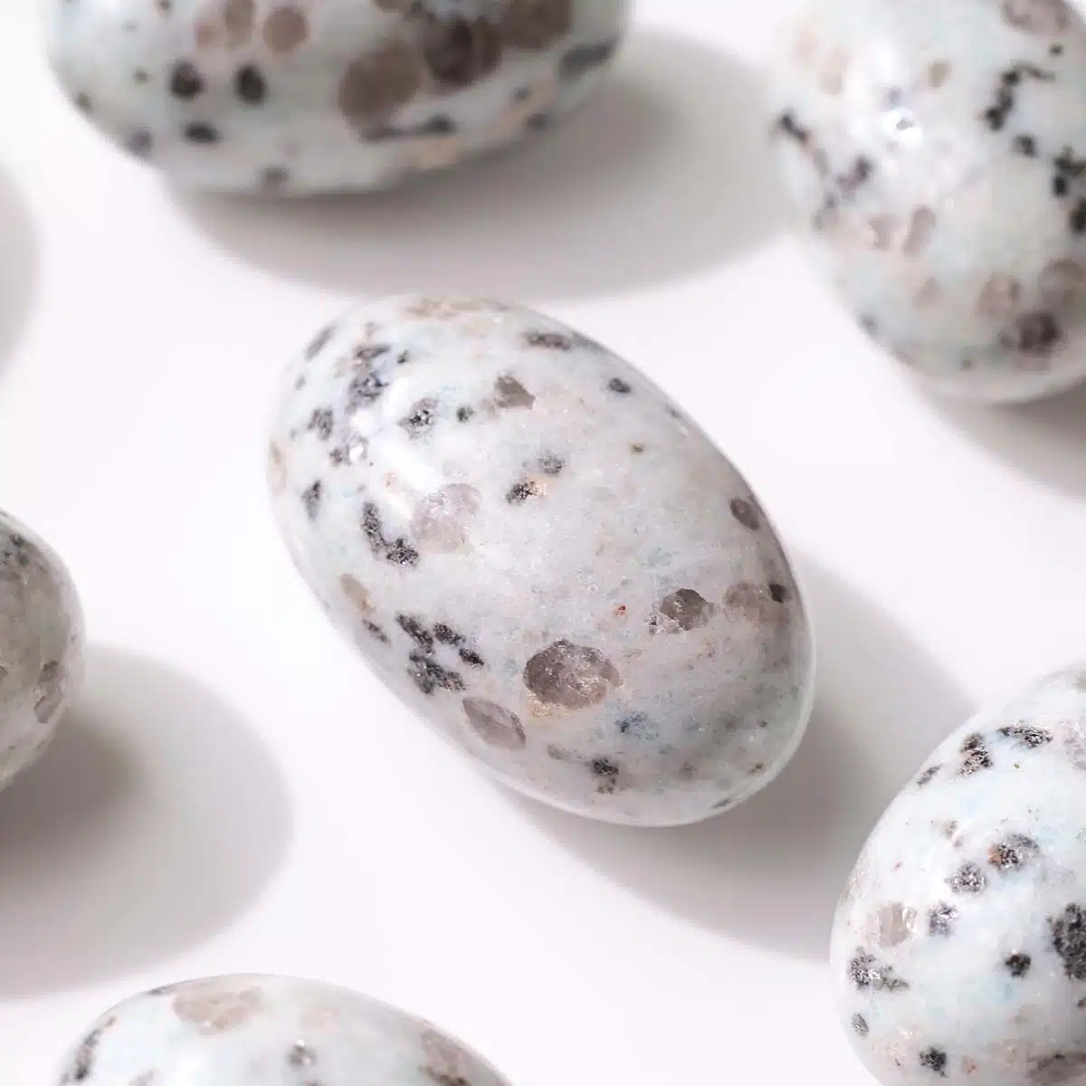 kiwi-jasper-tumble-stone (5)