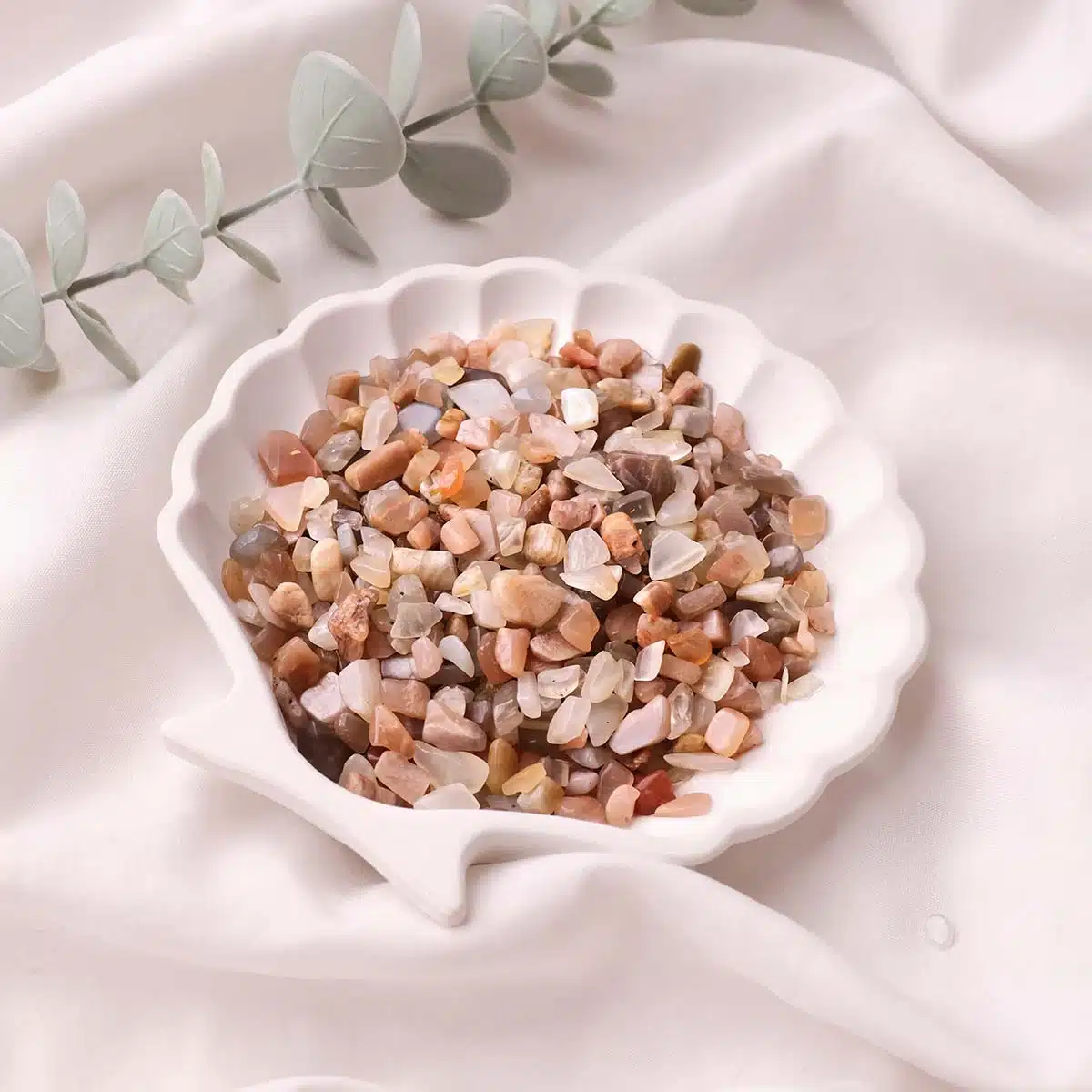 multi-moonstone-chips-stone (1)