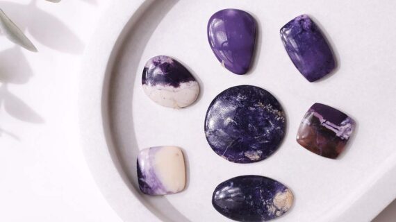 Tiffany Cabochon HQ