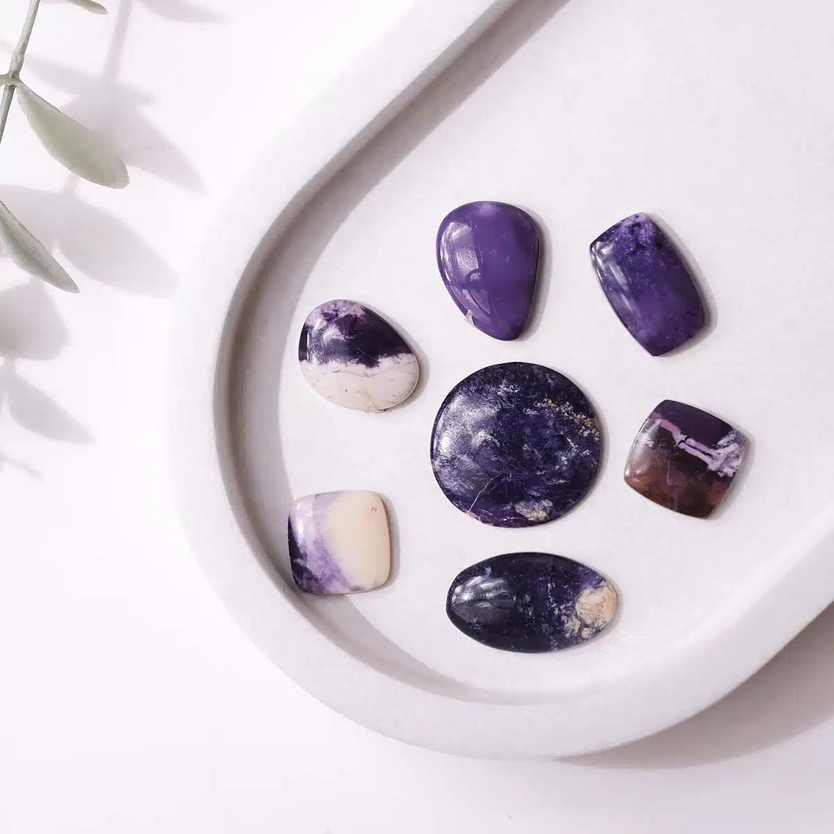 tiffany-cabochon-hq (1)