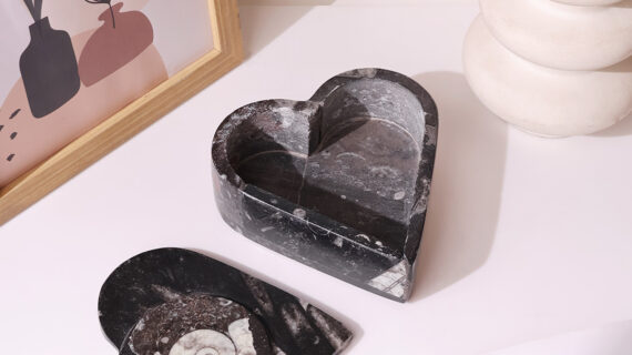 Finance Stone Heart Shape Box