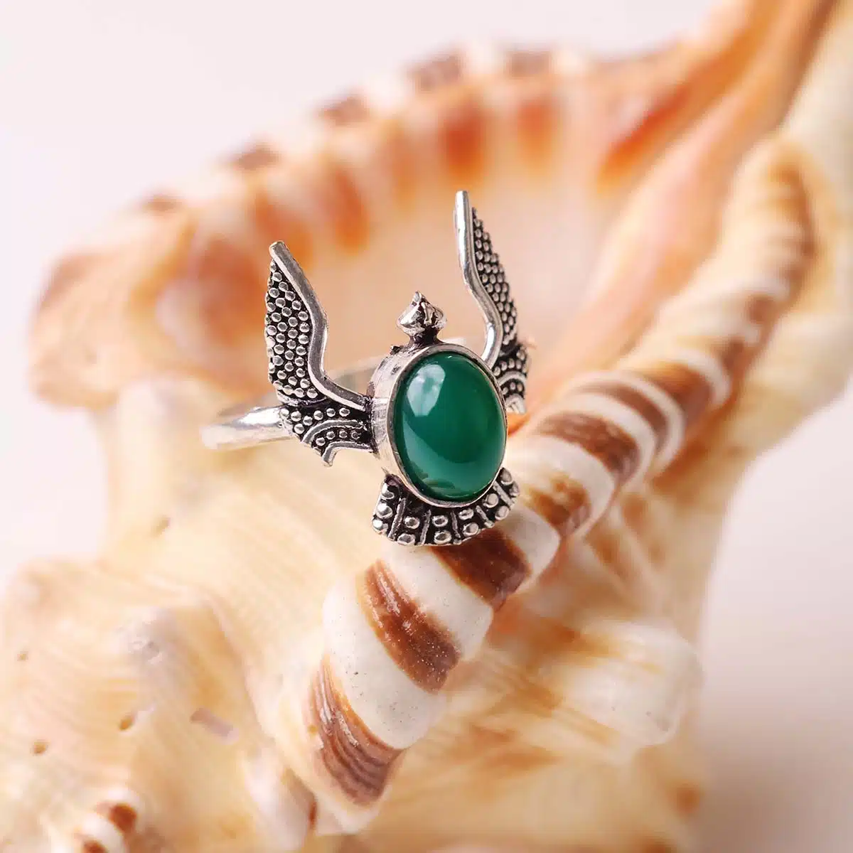 green-onyx-eagle-ring (4)