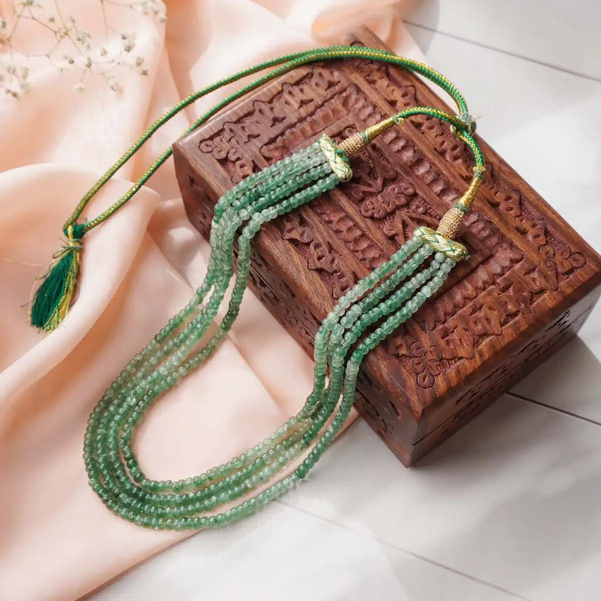 green-strawberry-quartz-small-bati-beads-necklace (5)