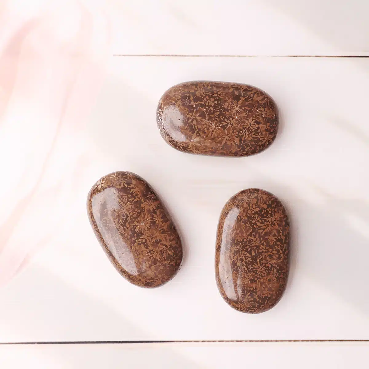 star-burst-jasper-palm-stone (4)