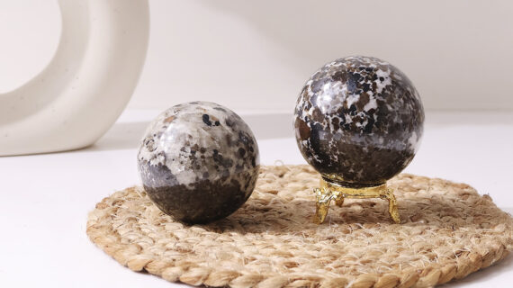 Willemite Sphere