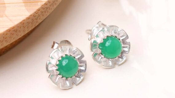 Green Onyx Flower Stud Earrings Silver
