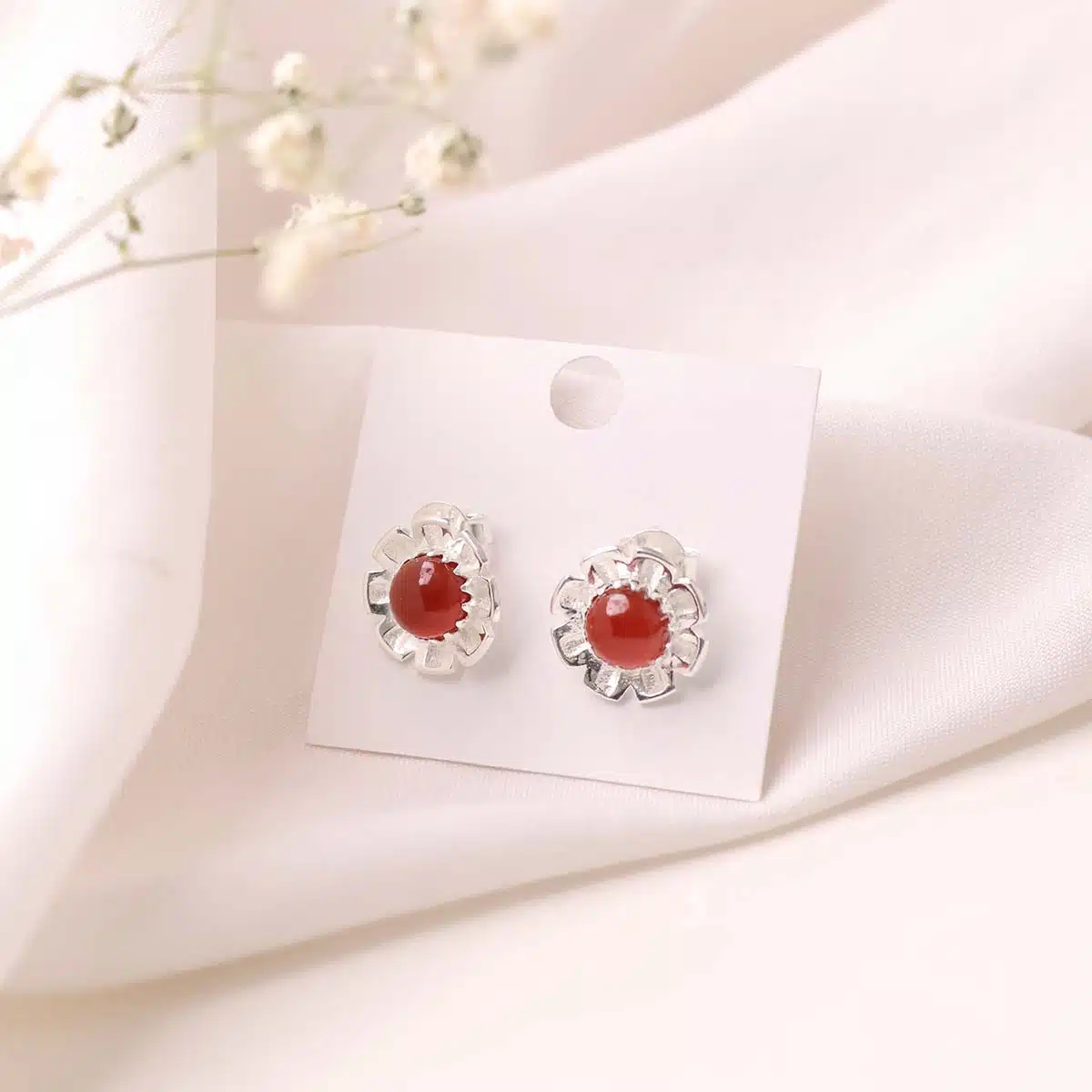 red-carnelian-flower-stud-earrings-silver (4)