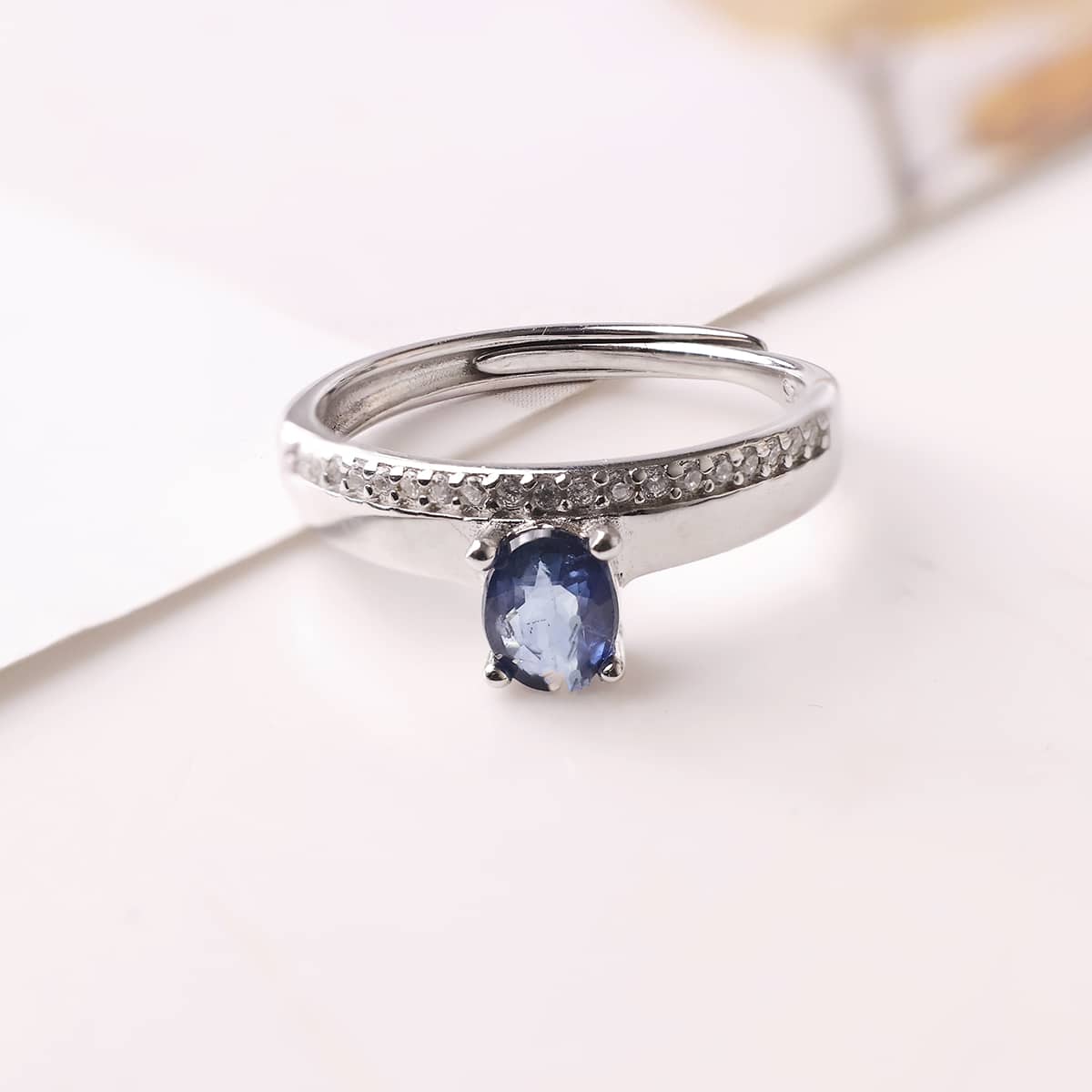 blue-sapphire-silver-ring (10)