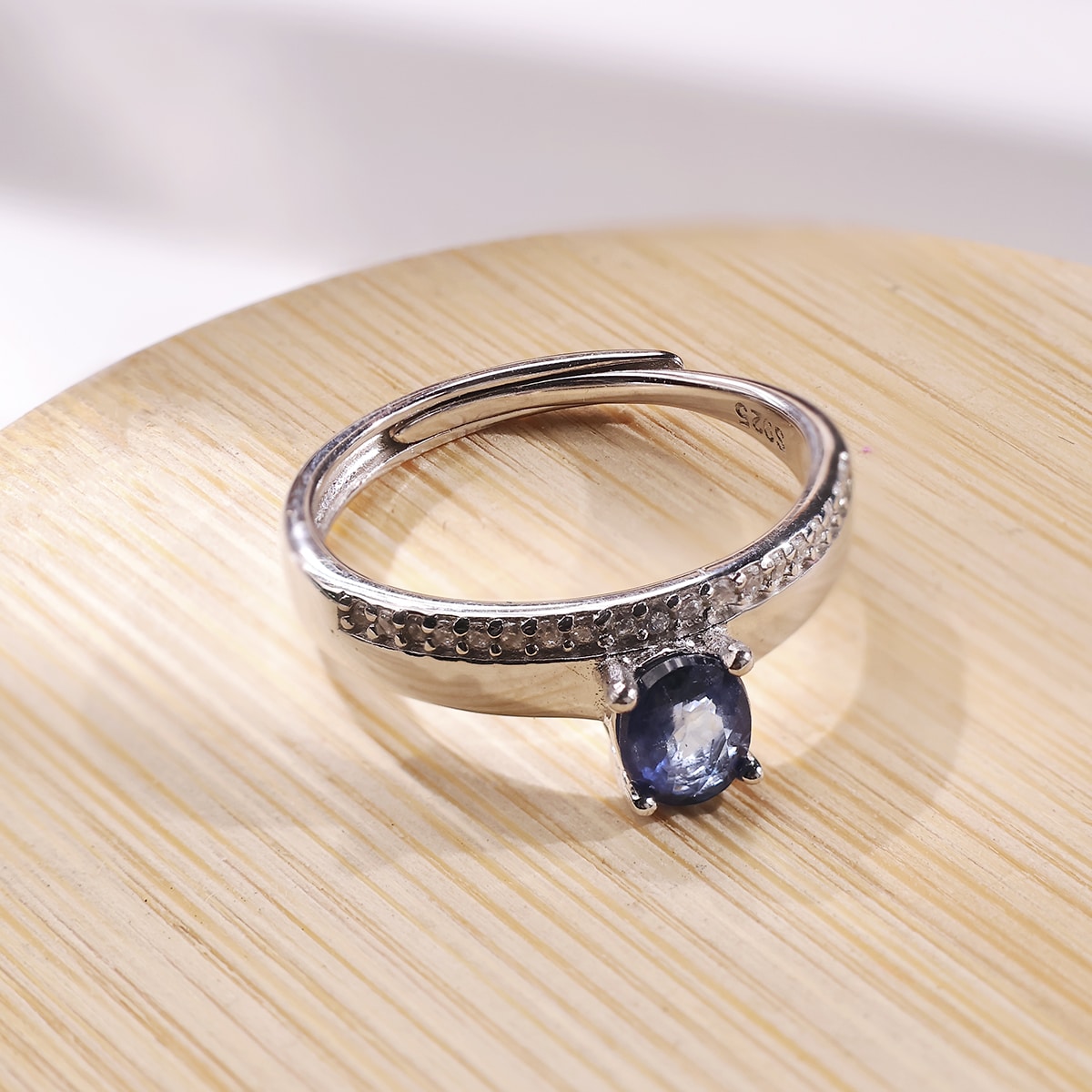 blue-sapphire-silver-ring (11)